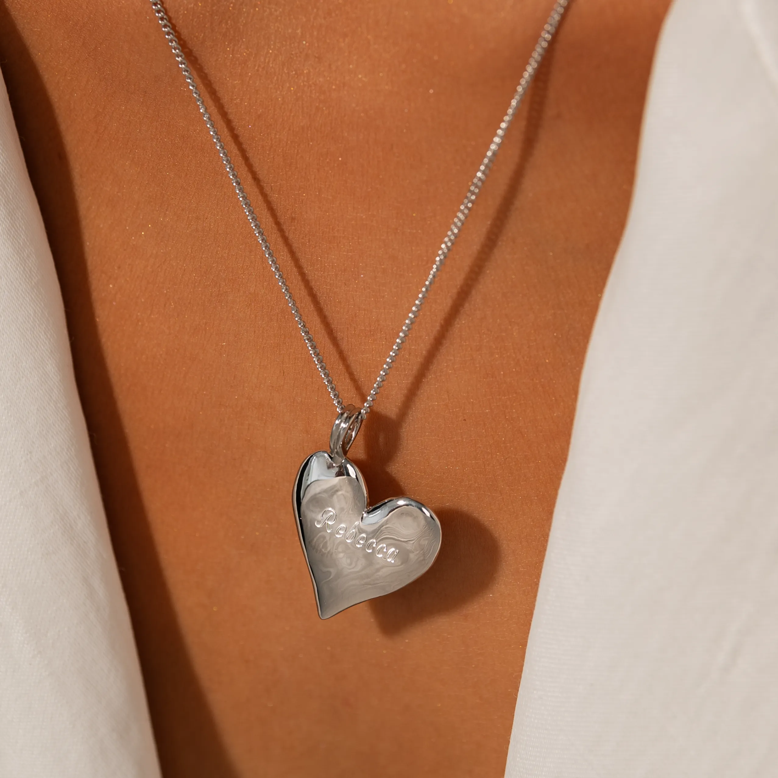 Amore Pendant Necklace in Silver