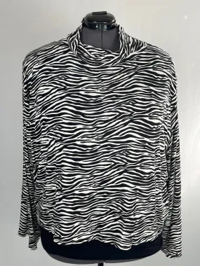 Oge Ajibe Size 5XL (26) Black & White Zebra Mockneck Shirt